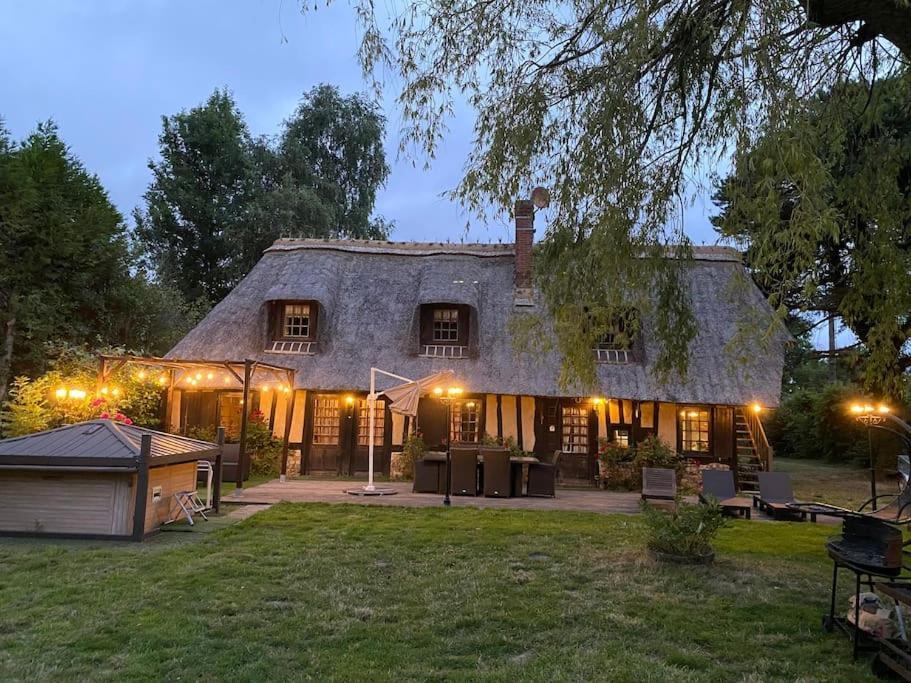 Chaumiere Familiale Weekend & Vacances Paisible Saint-Philbert-sur-Risle Экстерьер фото