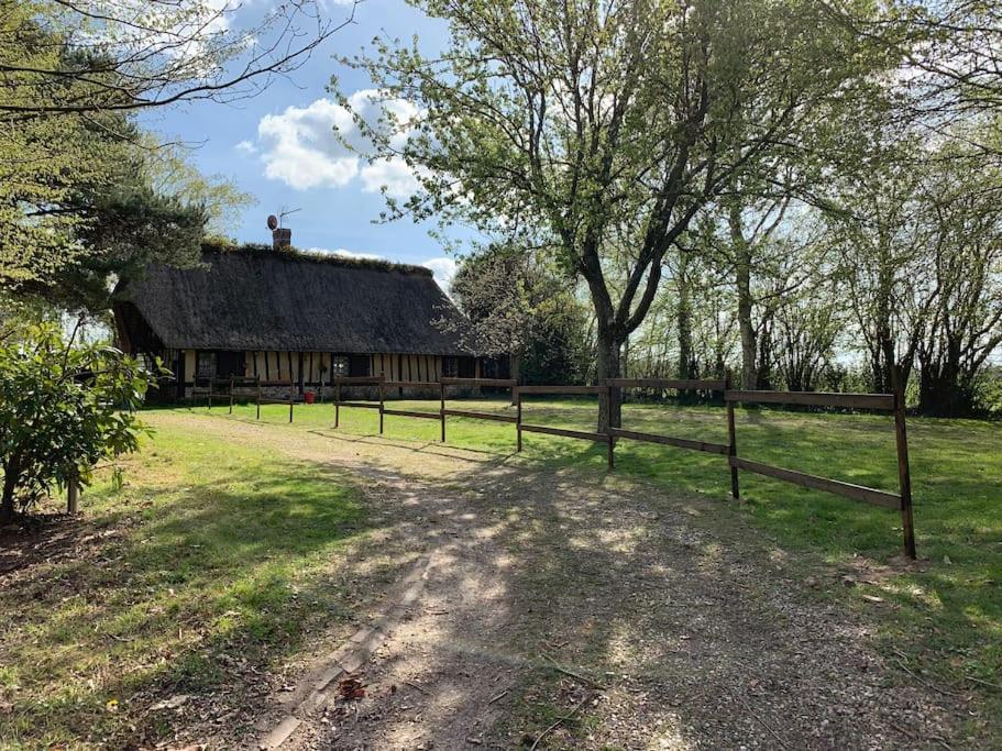 Chaumiere Familiale Weekend & Vacances Paisible Saint-Philbert-sur-Risle Экстерьер фото