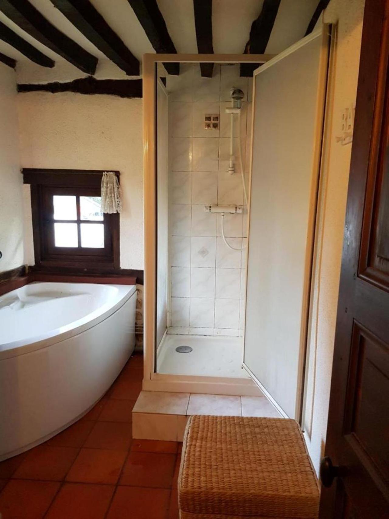 Chaumiere Familiale Weekend & Vacances Paisible Saint-Philbert-sur-Risle Экстерьер фото