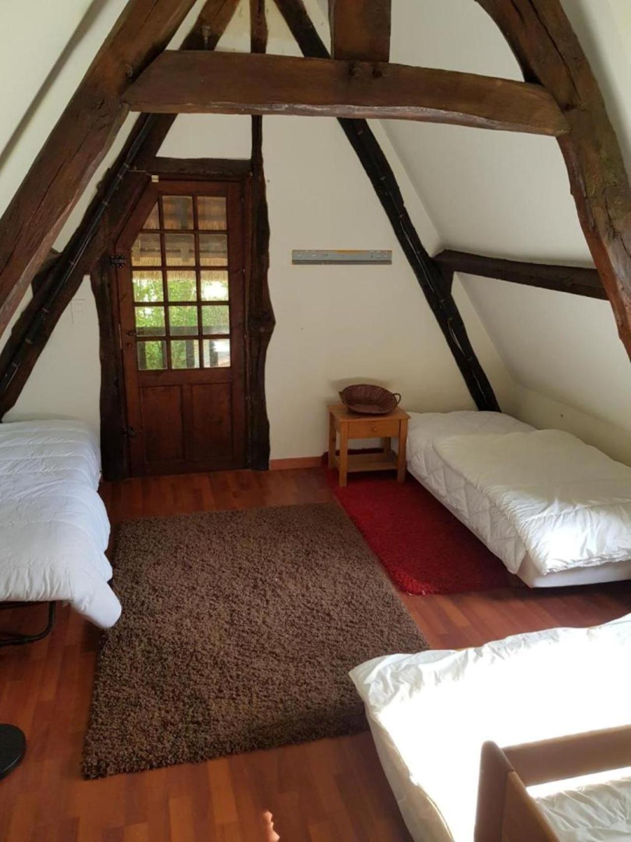 Chaumiere Familiale Weekend & Vacances Paisible Saint-Philbert-sur-Risle Экстерьер фото