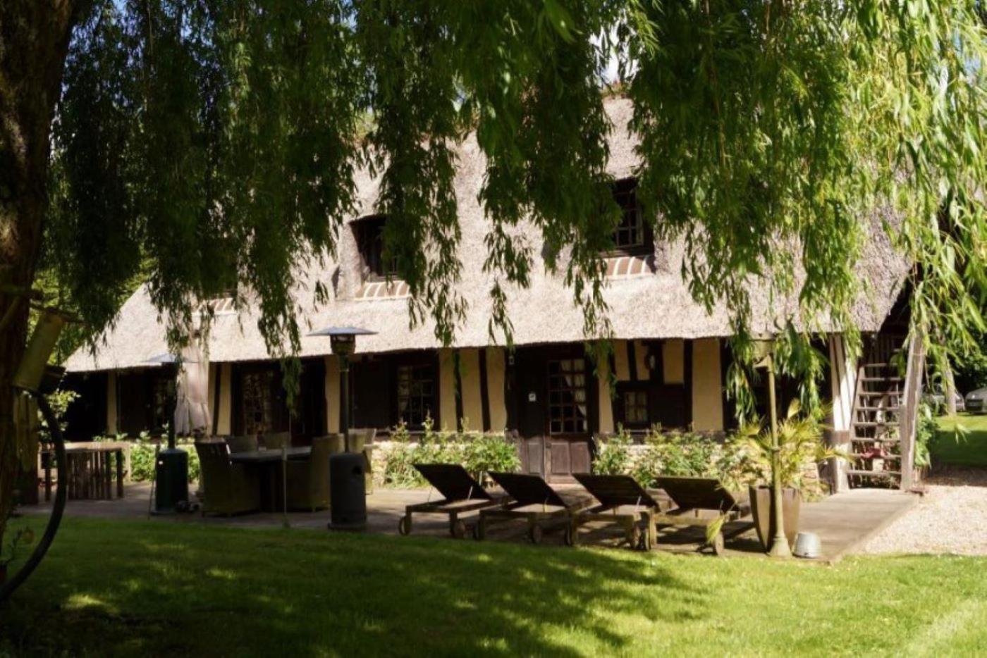 Chaumiere Familiale Weekend & Vacances Paisible Saint-Philbert-sur-Risle Экстерьер фото
